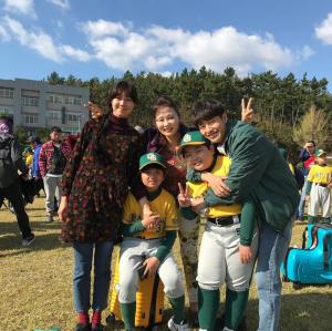 ‘동백꽃 필 무렵’ 공효진, 강하늘과 케미 ‘폭발’…준기-필구도 함께 (ft. 몇 부작)