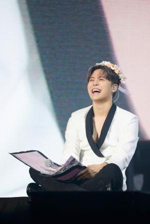 김준수(XIA), 연말 콘서트 5분 만에 전석매진…&apos;명불허전 공연킹&apos;