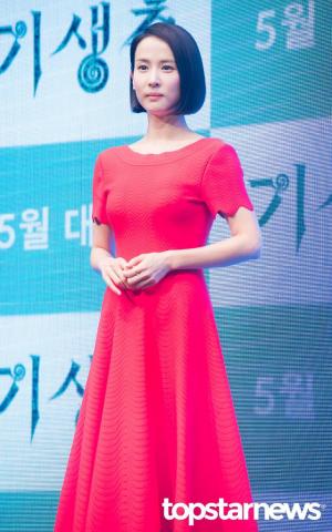 ’99억의 여자’ 조여정, “결혼? 외로움 덜타…혼자 있는 시간을 즐긴다”