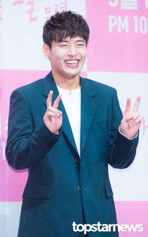 강하늘, ‘동백꽃 필 무렵’ 차기작→연극 ‘환상동화’…소속사 측 “‘KBS 연기대상’ 불참”