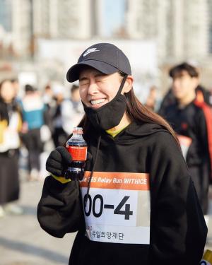 ‘아홉수 소년’ 경수진, 마라톤→콜라 원샷 근황…과거 김영광과의 케미 재조명