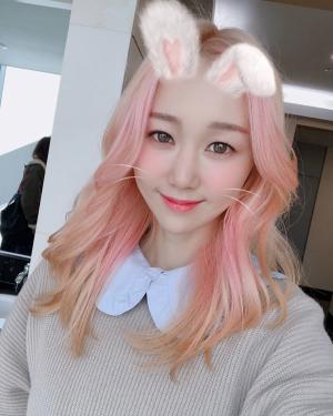 이유영, 30대 나이 무색케 만든 핑크 머리 공개…"변신 완료"