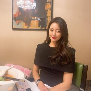 ‘박주영♥’ 김희선, 나이 역행하는 동안미모 ‘40대 실화야’…차기작 ‘앨리스’ 방영은 언제?