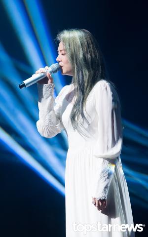 [HD포토] 에일리(Ailee), ‘눈을 지그시 감고’