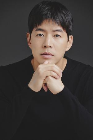 [인터뷰①] &apos;VIP&apos; 이상윤, &apos;불륜녀 찾기&apos; 전 기상천외한 썰 "이렇게까지 생각한다고? 싶었다"