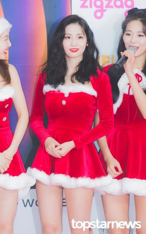 [HD포토] 트와이스(TWICE) 모모, ‘몸매 돋보이는 산타의상’ (2019 SBS 가요대전)