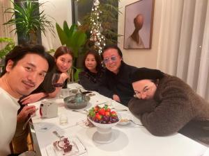 지드래곤(GD) 누나 권다미, 남편 김민준도 함께한 가족모임 공개 "지금처럼 행복합시다"
