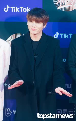 [HD포토] 방탄소년단(BTS) 정국, ‘펭귄이 되고싶은 토끼’ (제34회 골든디스크어워즈)