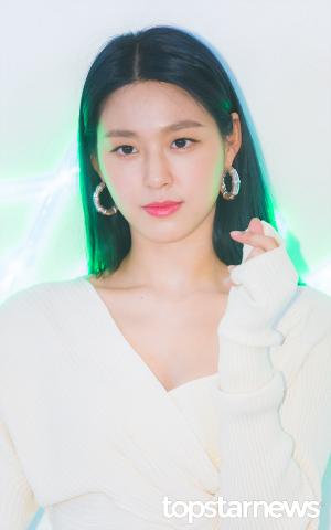 [HD포토] 에이오에이(AOA) 설현, ‘도도한 눈빛으로’ (보테가 베네타)