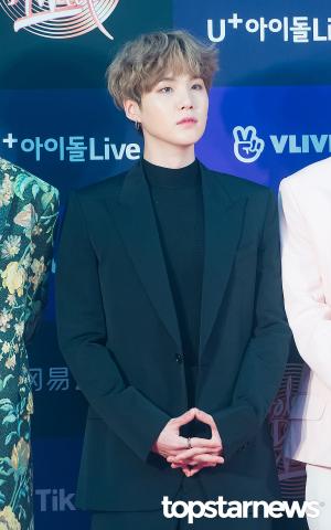 [HD포토] 방탄소년단(BTS) 슈가, ‘반짝이는 세모눈’ (제34회 2020 골든디스크어워즈)