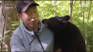 ‘휴머니멀’ 유해진, 미국 뉴햄프셔 라임으로 떠나다… 아메리칸 흑곰 재롱에 방긋