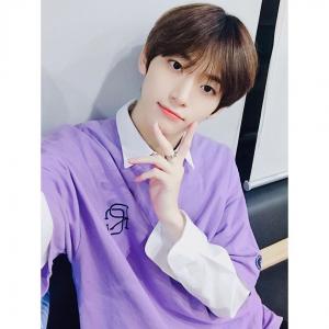 ‘프로듀스 X 101’ 연습생 구정모-함원진, 4개월여 만에 근황 전해져…‘더욱 멋져진 스타쉽즈’