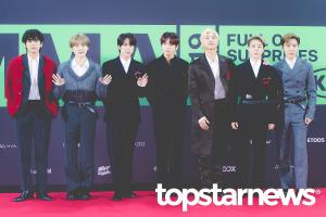 방탄소년단(BTS) ‘Black Swan’, 멜론 차트 1위 달성…제임스 코든 ‘더 레이트 레이트 쇼’서 첫 무대