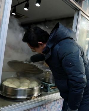 ‘김영철의 동네한바퀴’ 화성 발안만세시장 왕만두집 위치는? 중국 가정식 맛집!