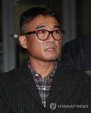 [리부트] ‘성폭행 혐의’ 김건모, 날짜 기억 못 하는 피해자→강용석 발목 잡히나?…‘성인지 감수성’ 작용할지