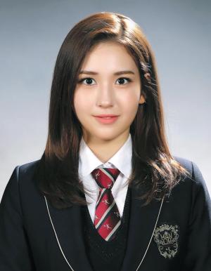 [HD포토] 전소미(SOMI) 제9회 한림연예예술고등학교 졸업앨범 사진