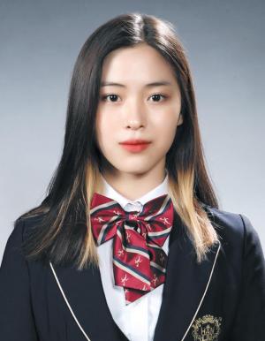 [HD포토] 있지(ITZY) 류진 제9회 한림연예예술고등학교 졸업앨범 사진