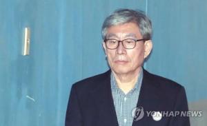 ‘댓글 여론조작’ 원세훈 전 국정원장, 1심서 징역 7년 선고…문화계 블랙리스트·국정원 특수활동비 유용은 무죄