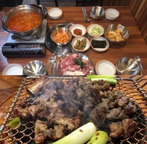 ‘김영철의 동네한바퀴’ 신촌 갈비김치찌개 맛집 위치는? 담양식 돼지갈비 고깃집!