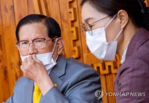 ‘종말론사무소’ 윤재덕, “신천지 김평화? 권력 막강한 행정 서무관…김남희 탈퇴 후 급부상”