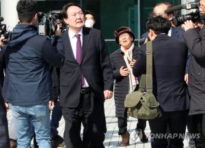 검찰, 신천지 대구교회 압수수색영장 또 기각…누리꾼 "검찰에 신천지가 있는듯"