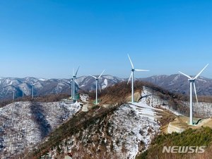 [에너지 新생태계, 지속가능이 핵심이다]5대 발전 공기업, 국내·외서 &apos;재생 발전&apos; 영토 확장 나서