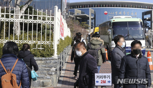 서울시, 주말예배 감독 예고…경찰도 &apos;돌발상황&apos; 동행한다