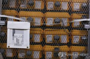 미국, 동물용 호흡기 동원까지 검토…아수라장 속 트럼프 한국에 &apos;SOS&apos; 요청