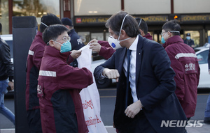 中,이탈리아에 코로나19 &apos;야전병원&apos; 지을 전문가팀 파견 예정