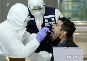 질본 "태국·필리핀 등 의무 자가격리 확대 유력 검토"