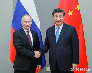 시진핑·푸틴 정상통화…"코로나19 양국 협력 강화 합의"