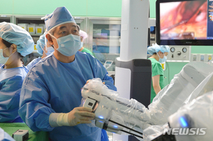 건양대병원, 2년여만에 &apos;다빈치 Xi 로봇수술&apos; 600례 돌파