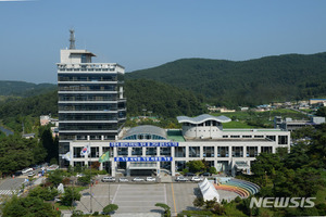 기장군, 학생 무상급식비·간식비 대신 가정에 &apos;친환경 쌀&apos; 지원