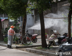 "中우한 주민들, 省·市 정부 상대 코로나19 손해배상 청구 준비"요미우리