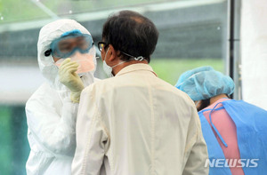 질본 "삼성서울병원 확진자 추가될 가능성 높아…4명 중 2명 무증상"(종합)