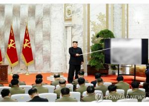 북한 김정은 "핵 억제력 강화, 새로운 부대 조직·편성"