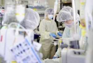 일본, 코로나19 환자 퇴원 기준 완화…PCR 검사 없이도 가능