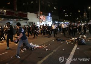 미국 흑인사망 폭력시위 배후에 극좌파?…워싱턴포스트 "트럼프 시각이 더 위험"