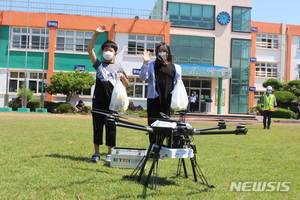 "샌드위치 왔어요"… 드론, 편의점서 제주 학교로 배달