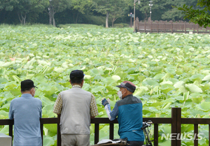 경기북부 내일도 30도 안팎 무더위…온열질환 주의