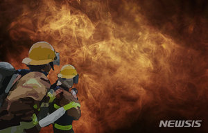 부산 패스트푸드점 창고서 불…20여명 대피