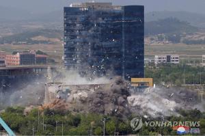 미국, 북한 남북공동연락사무소 폭파 도발에 "역효과 낳는 추가행위 삼가해야…한국 노력 전폭지지"