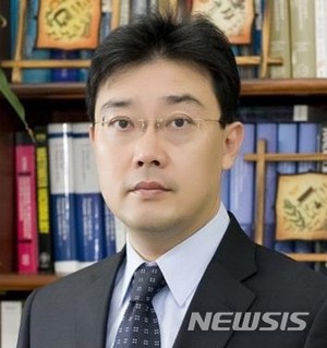 &apos;나노섬유 마스크&apos; 알코올 뿌리면 재사용해도 된다