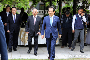 한국노총 "노사정 원포인트 대화, 6월 결단내야"