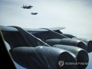 미국 B-52H 전략폭격기, 한반도 인근 잇단 출격…북한 도발에 간접경고