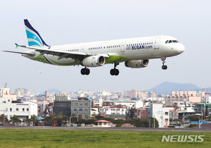 30대 신분증 제시한 미성년자 제주공항 보안검색대 통과