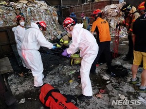 대구서 맨홀 청소작업 중 가스 누출로 2명 숨지고 2명 크게 다쳐