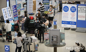 안심밴드 떼고 출국 시도 30대 여성 적발…청주서 인천공항 이동