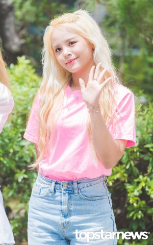 [HD포토] 씨엘씨(CLC) 손, ‘깜찍한 눈망울’ (퀴즈 위의 아이돌 출근길)