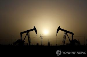 국제유가 하락, WTI 3.3%↓ 40달러선 붕괴…금값도 10거래일만에↓